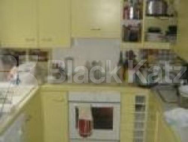 			2 Bedroom, 1 bath, 1 reception House			 Walmer Road, NOTTING HILL /HOLLAND PK W11